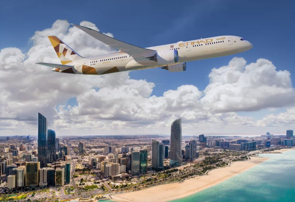 Etihad soaring high. Image courtesy of Etihad Airways.