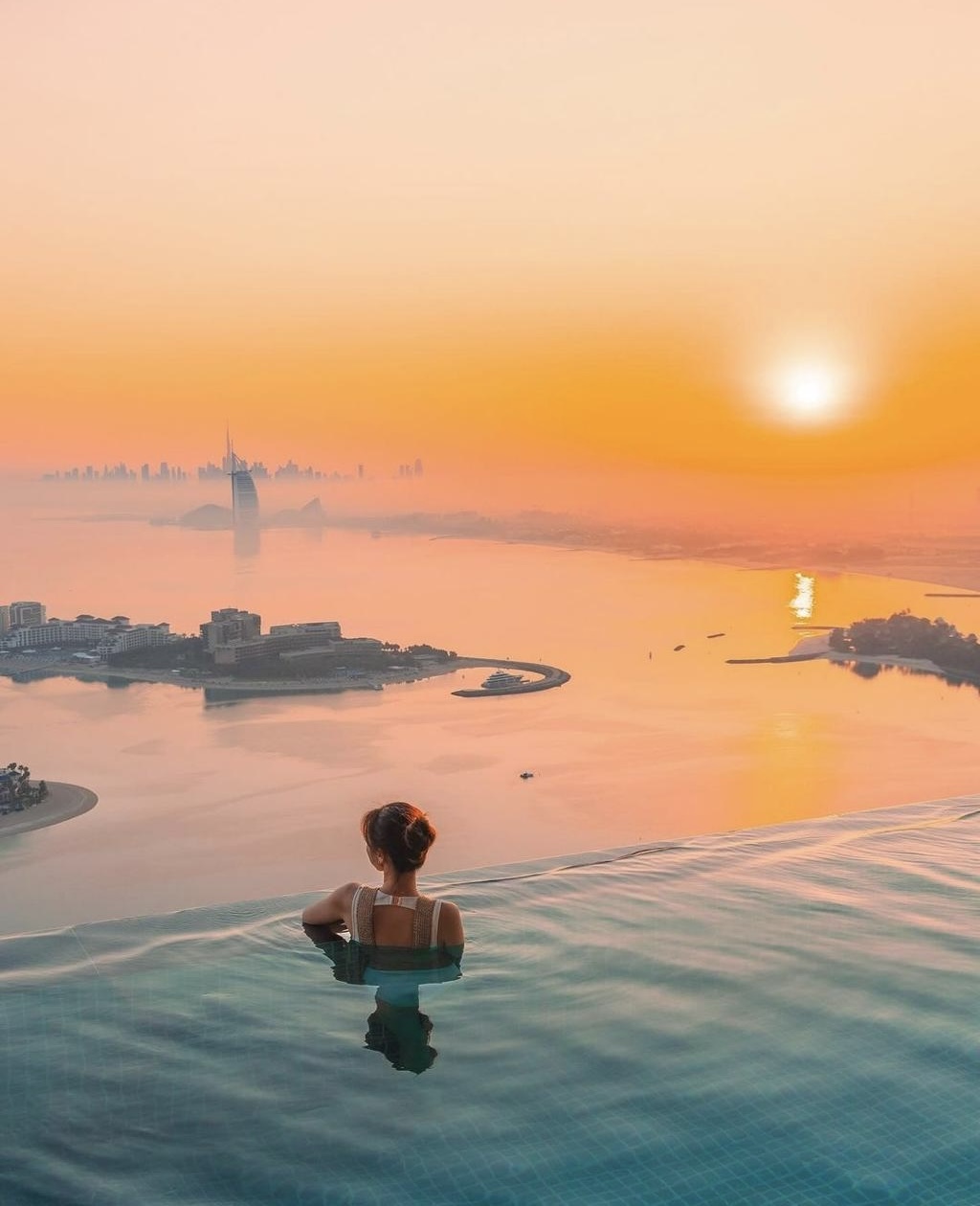 Aura Skypool - Image Courtesy of Aura Skypool 