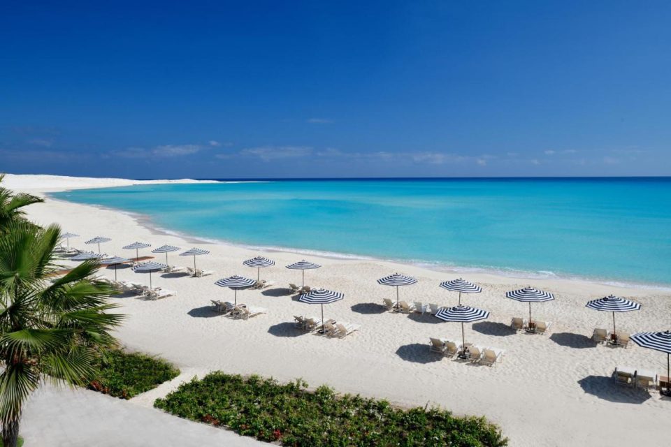 Beautiful beach in egypt with turquoise water