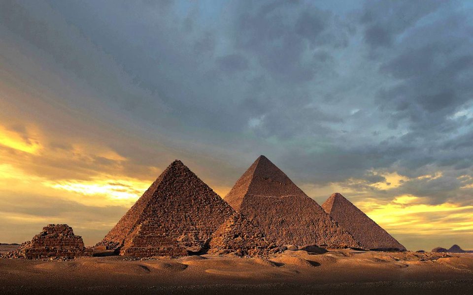 giza pyramid